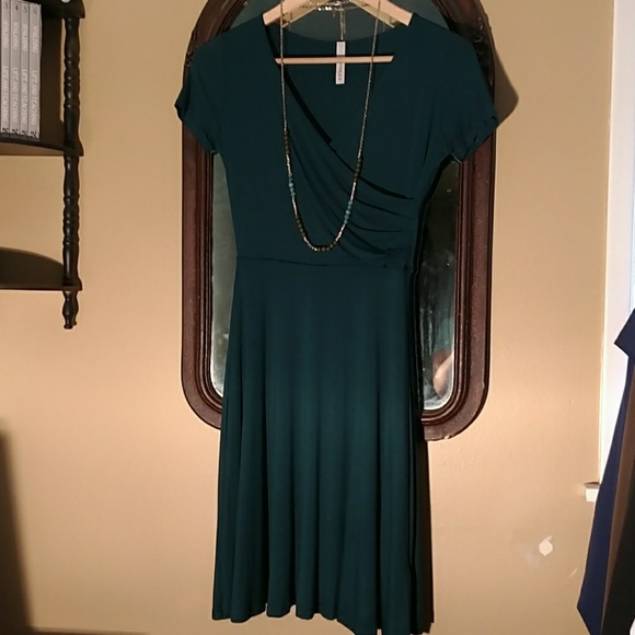 Gilli clothing Dresses & Skirts - Short sleeve Dress
